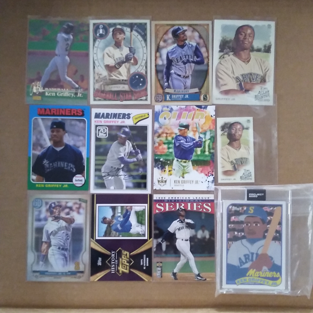 Ken Griffey Jr 12 Card LOT "Includes Project 2020 Card"